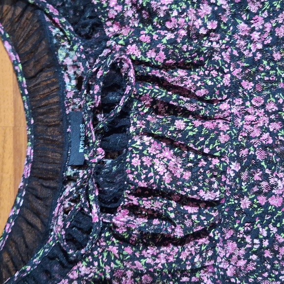 Express floral print top - Picture 3 of 7